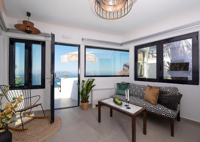 Daydream Luxury 3* Fira (Santorini)