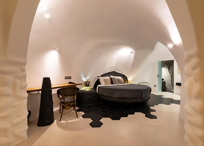 Daydream Luxury Hotel Fira (Santorini)