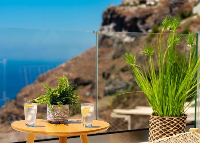 Daydream Luxury 3* Fira (Santorini)