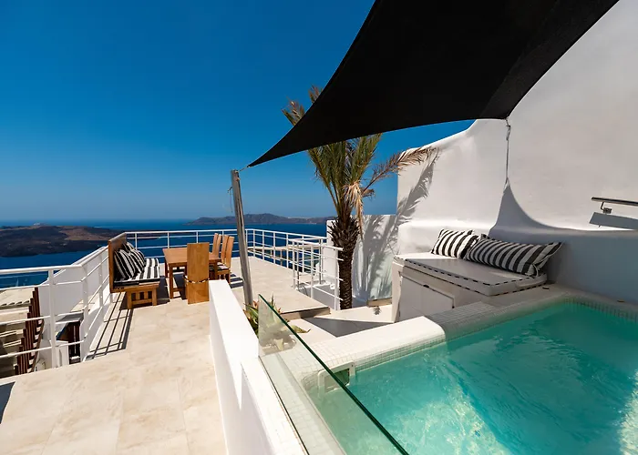 Daydream Luxury Fira (Santorini)