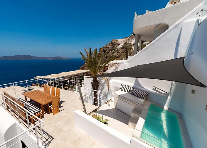 Daydream Luxury Hotel