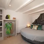 Daydream Luxury