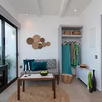 Daydream Luxury Hotel