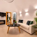 Daydream Luxury Отель Тира