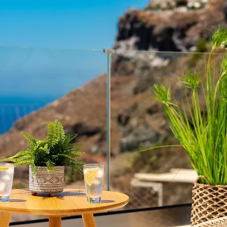 Daydream Luxury 3* Fira (Santorini)