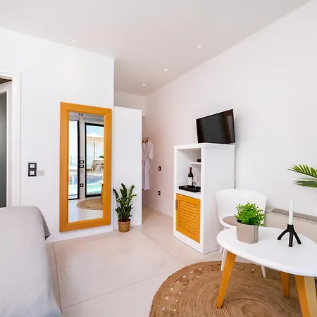 Hotel Daydream Luxury 3*
