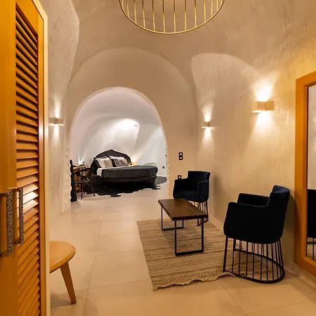 Hotel Daydream Luxury Firá