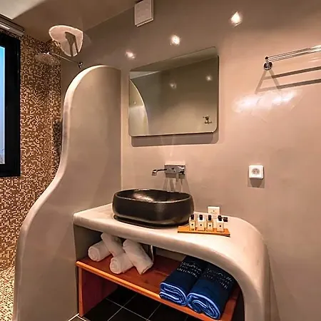 Daydream Luxury 3* Fira (Santorini)
