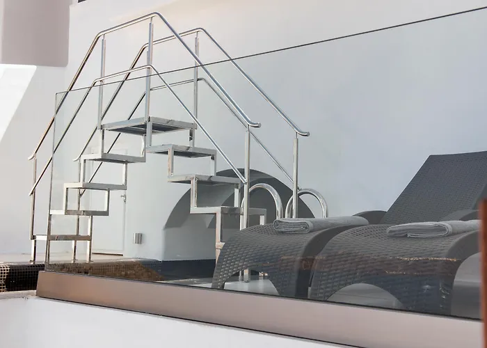 Daydream Luxury Hotel