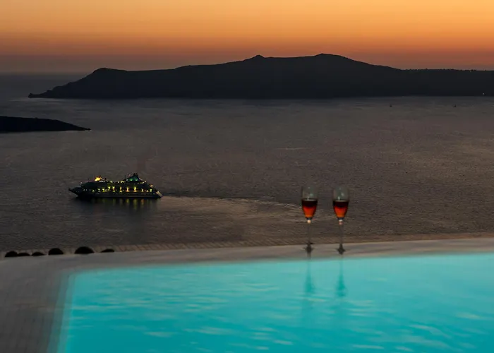 Daydream Luxury Hotel Fira (Santorini)