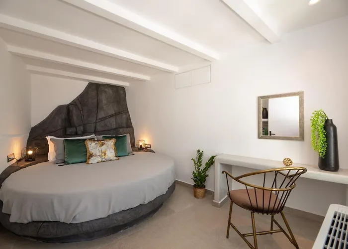 Daydream Luxury 3* Fíra