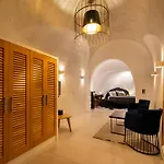 Daydream Luxury Hotel 3*
