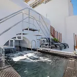 Daydream Luxury Hotel Fira (Santorini)